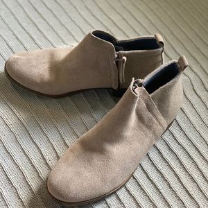 Toms deia boot
